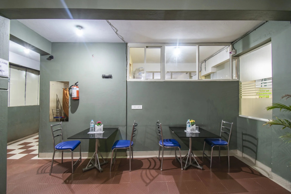 FabExpress Star Premium Suites