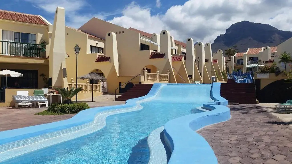 1 bedroom ground floor apartment