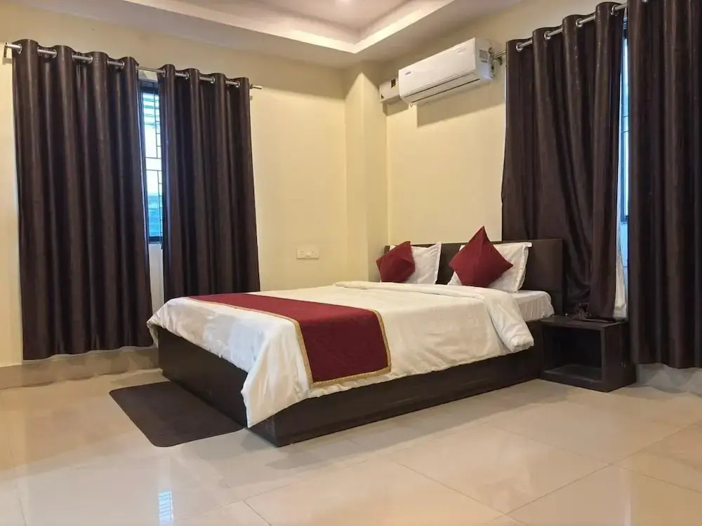Hotel Asian Openbill