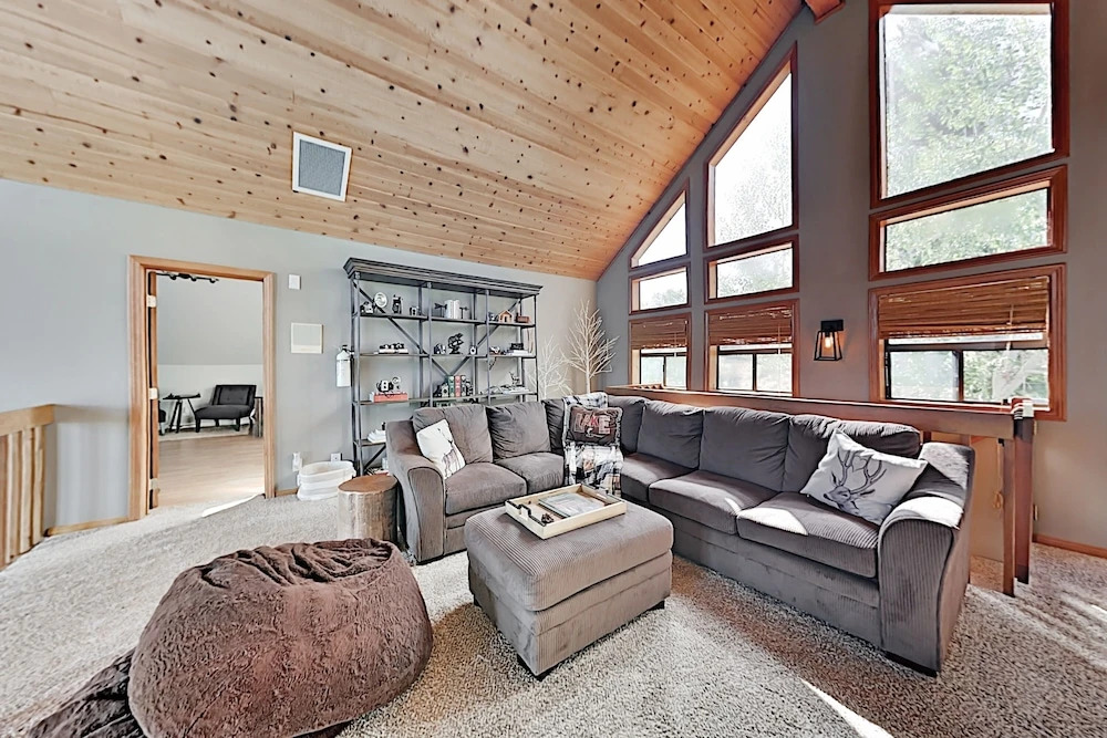 1216kodi 3 Bedroom Home