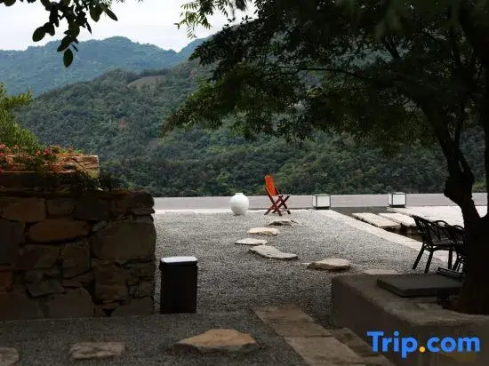 Wudangshan Fudi Ju 33 High Mountain Boutique Stay