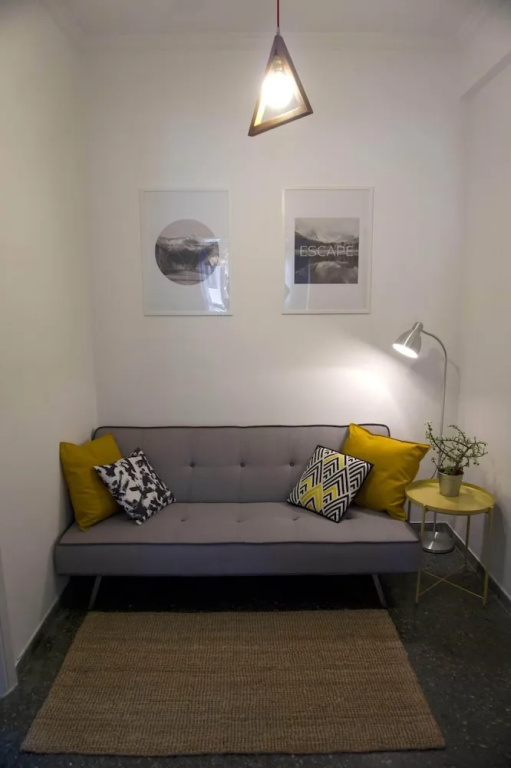 Cozy apartment, 5 min from metro station, center of Athens, newly renovated