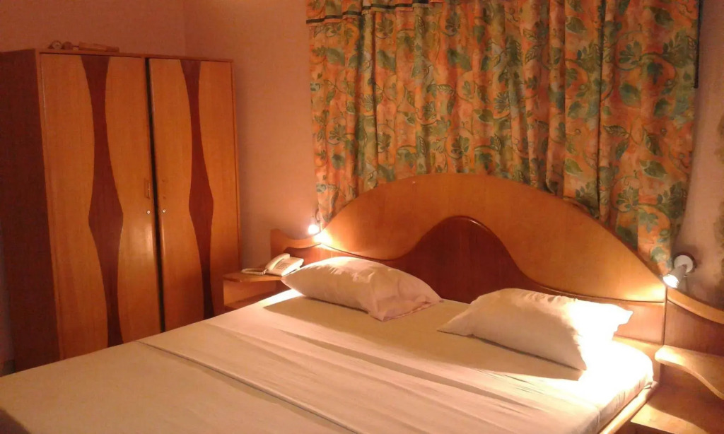 Marinette Hotel
