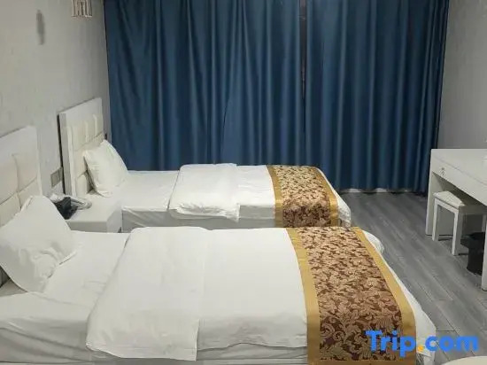 Jinhong Business Hotel