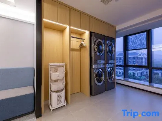 Rujia YUNIK Esports Hotel (Jinan Changqing University City Branch)