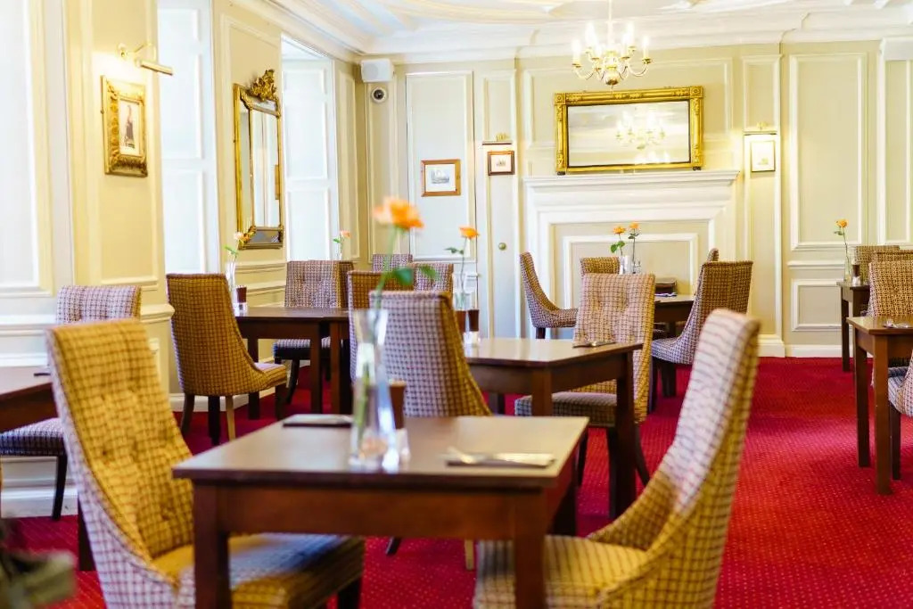 Bedford Hotel