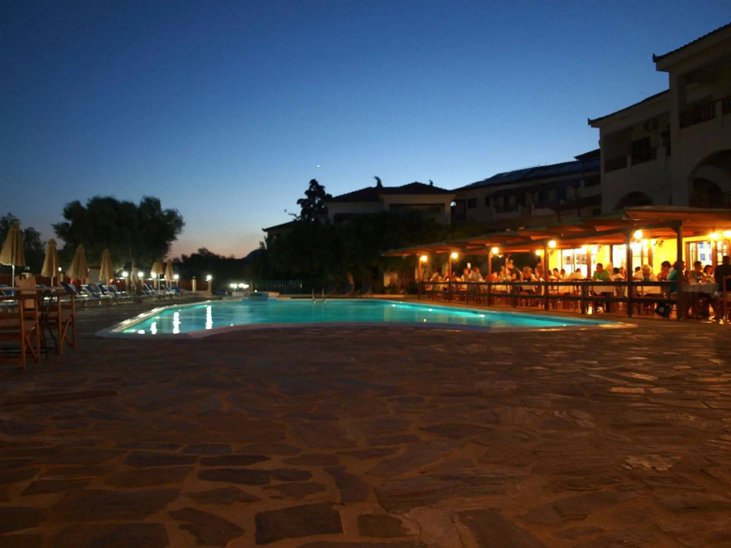 Kampos Village Resort