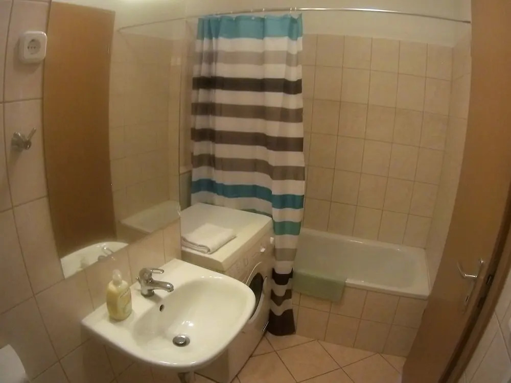 Corvina Apartments