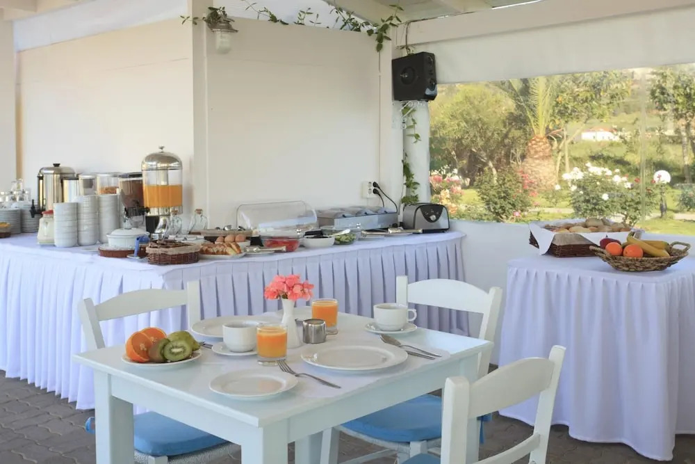Galazio Kima Apartments - Bougainvillea Top Floor Suite 8