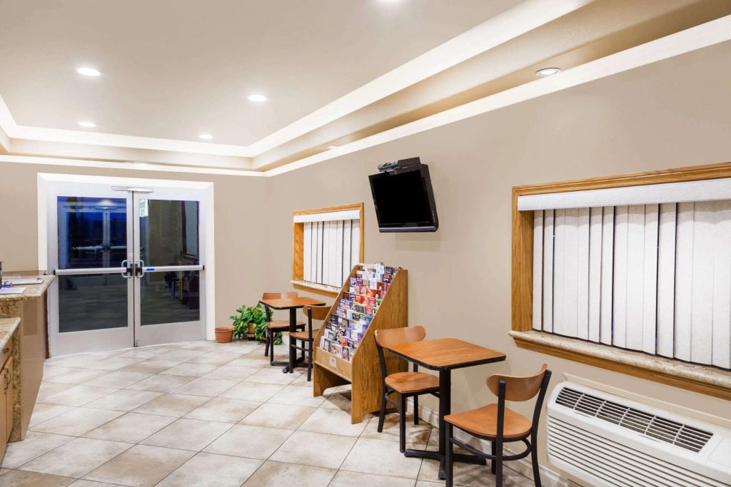 Travelodge by Wyndham Barstow
