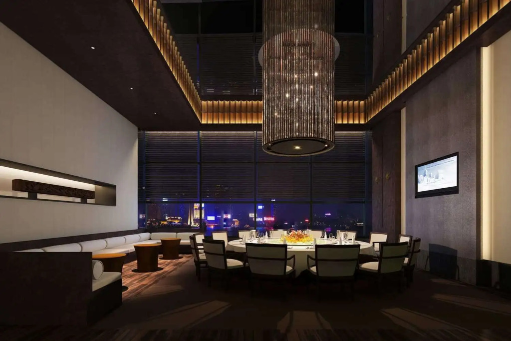 Wyndham Grand Plaza Royale Kaidi
