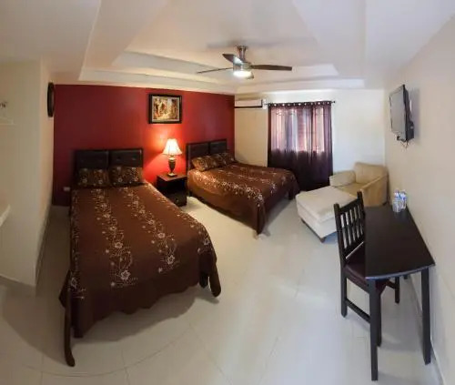 La Huerta Hotel