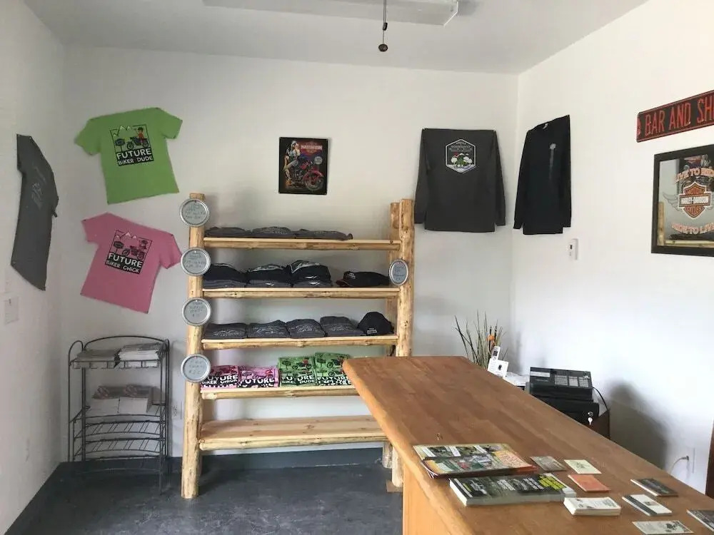 Wheels of Wonderment Twin Cabin 1