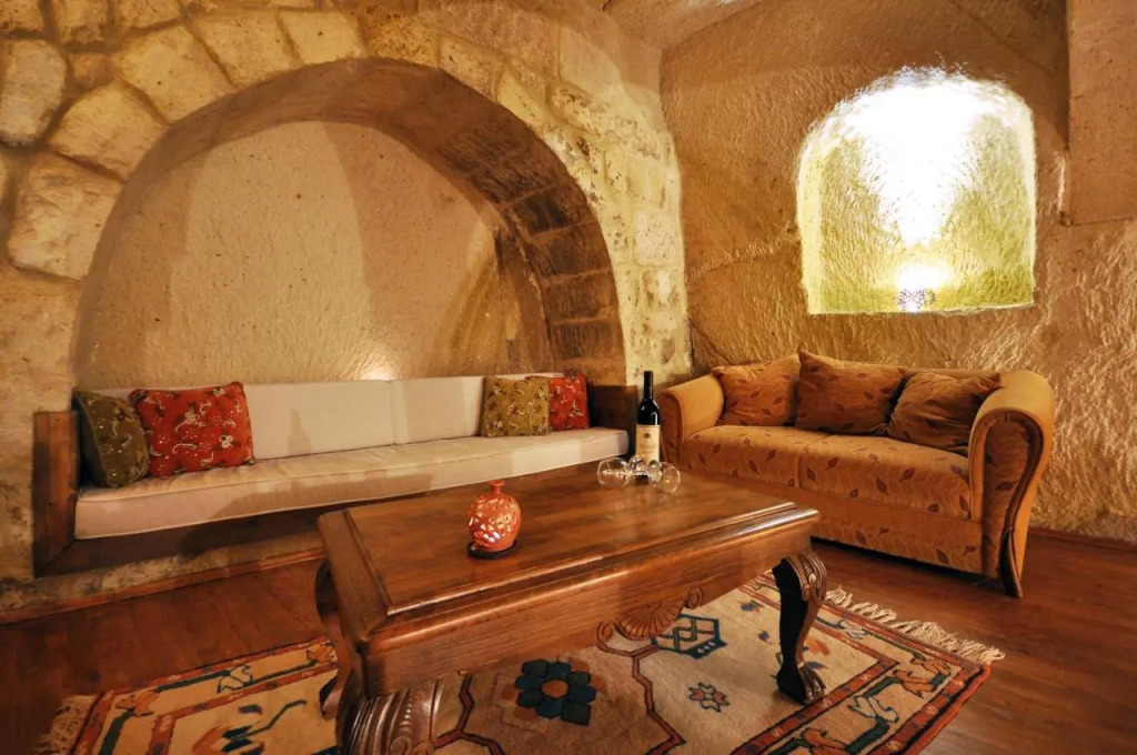 Has Cave Konak