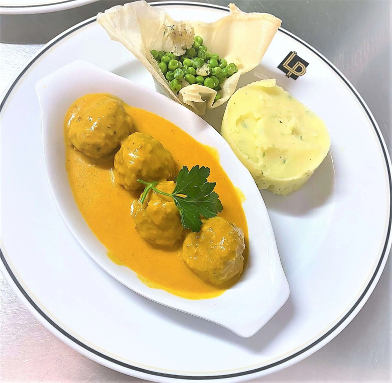 Hôtel Restaurant Kyriad de Péronne
