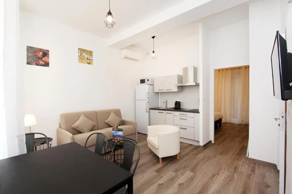 Appartements T2 Rue Conventionnel Chiappe, quartier Citadelle port