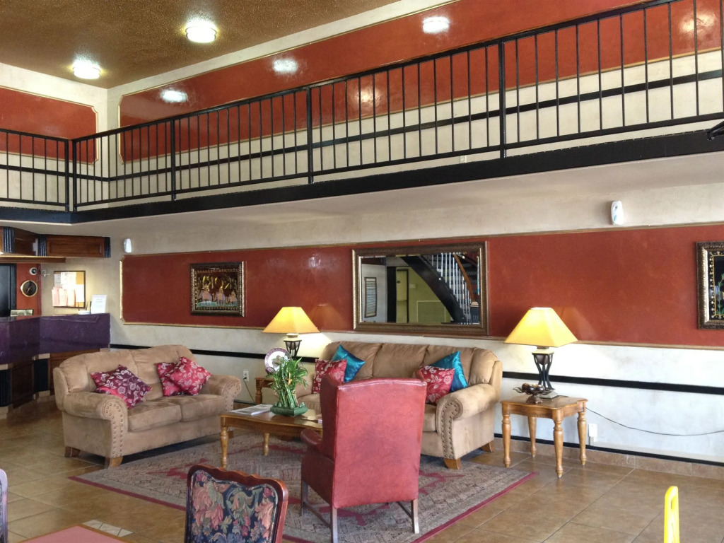 Old Hickory Inn