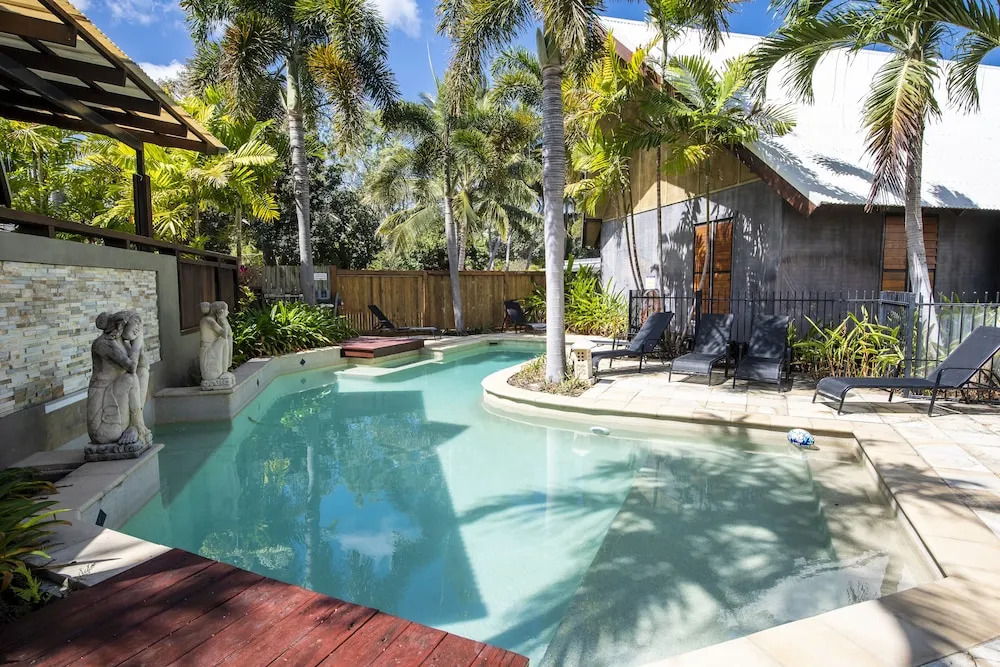 Pure Magnetic Villa 9