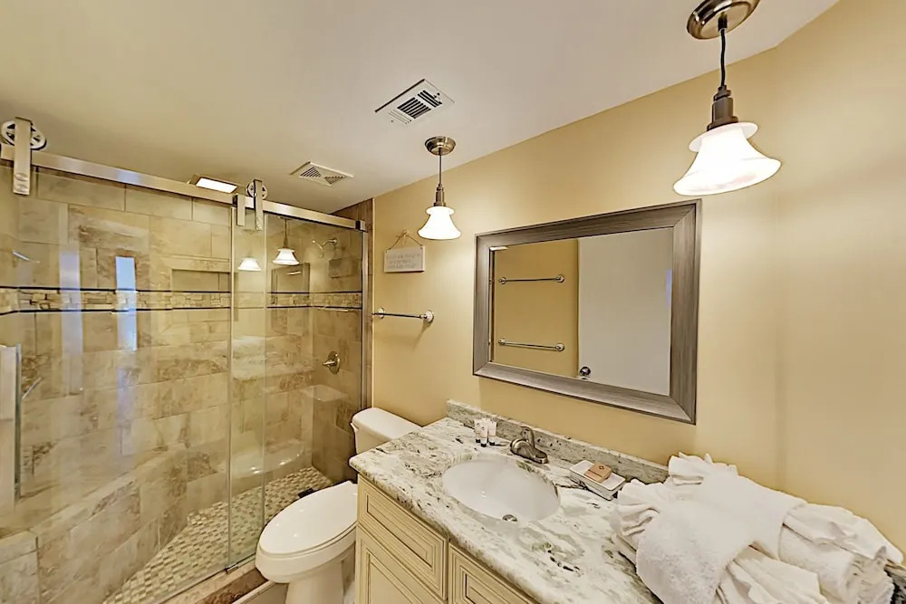 Smh1201b 3 Bedroom Condo