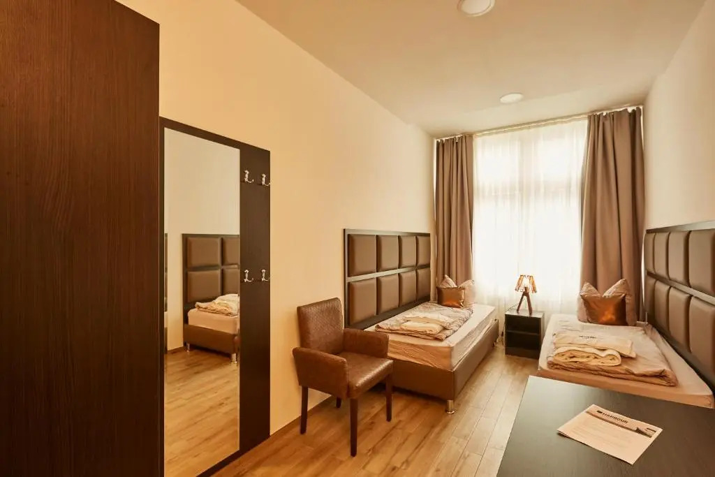 Harbour Apartments