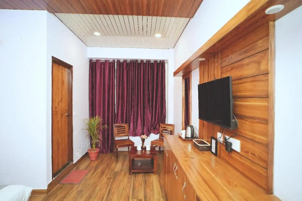 Shivalik Hotel And Resorts