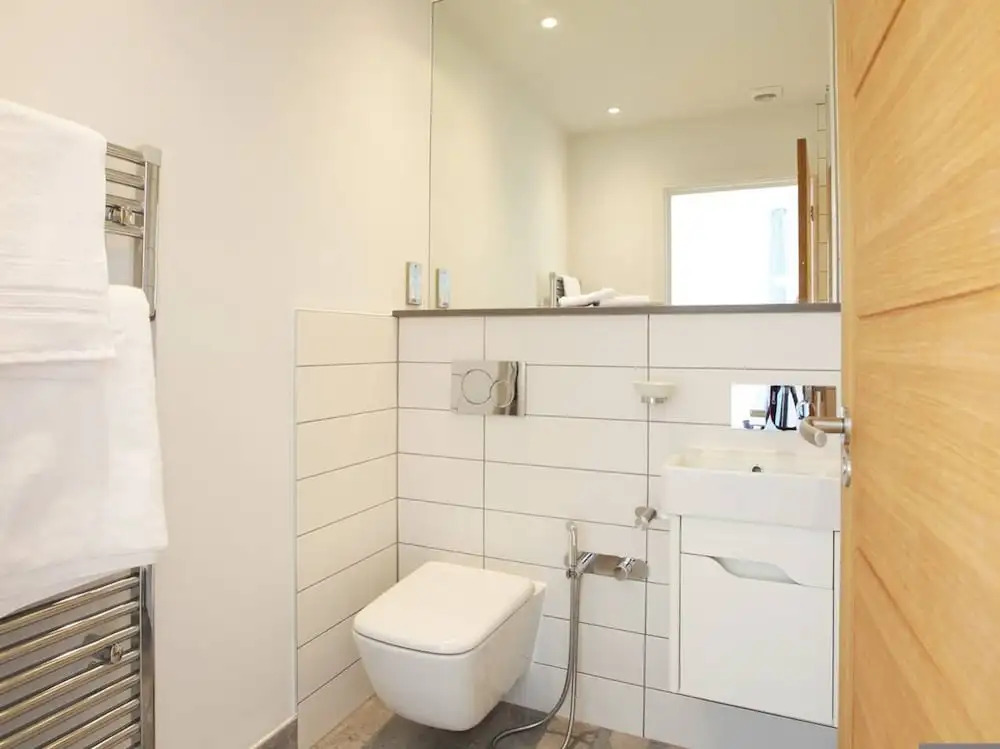 Beachfront Penthouse 4 Bedroom in Hythe