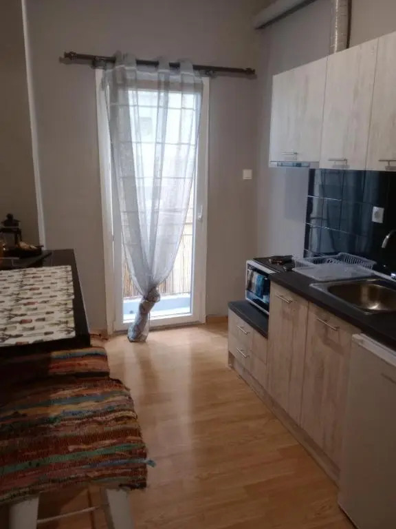Closer "Egnatia Apartment 4"