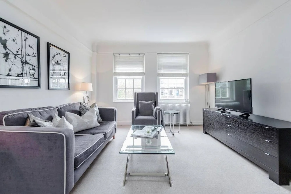 1 Bedroom Apartment in Chelsea - 43