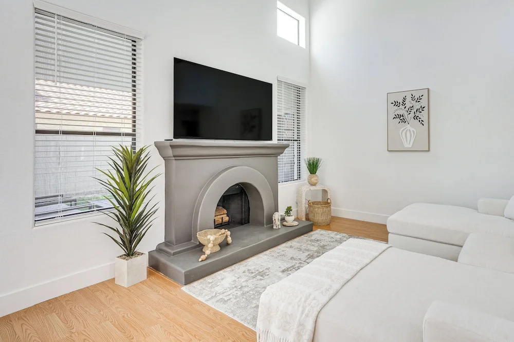Recently Remodeled Avondale Retreat, Private Yard