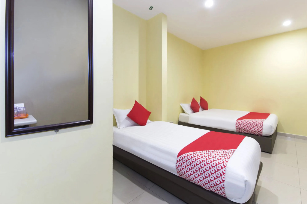 Hotel Raja Bot