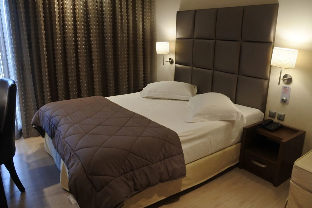 Hotel Konaki