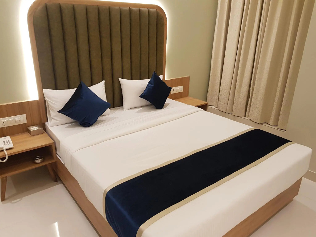 Vishnu Executive Rooms