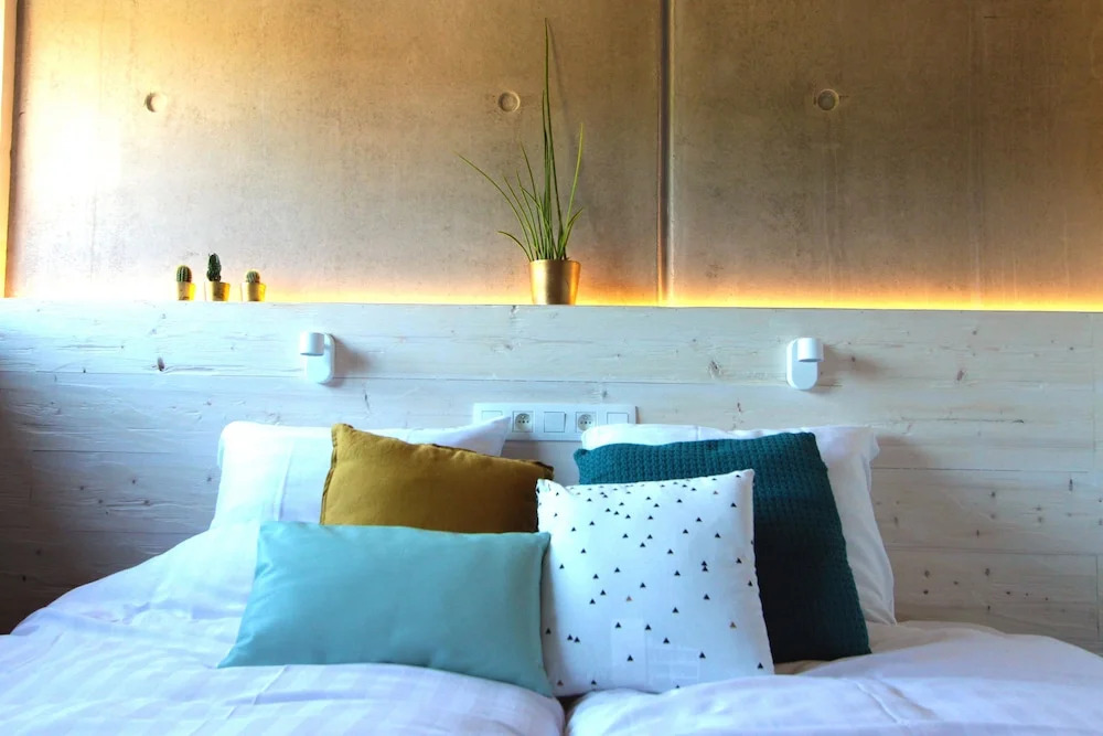 Daft Hotel & Glamping