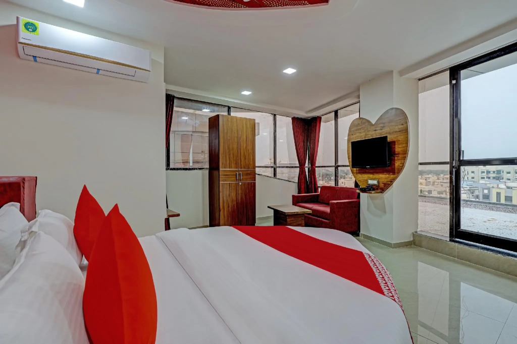 OYO 75791 Hotel Shree Pashupati Inn