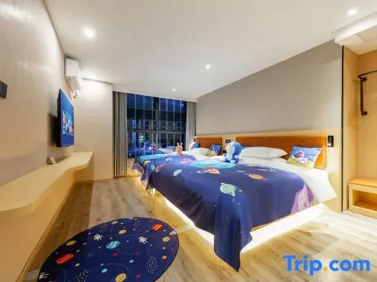 Yunxing I High Altitude City View AestheticsDesigner Hotel (Huaihua High Speed Railway Station)
