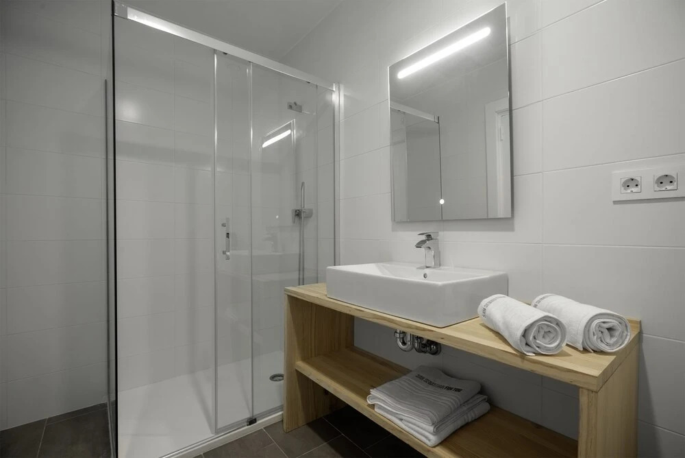 32 De Agosto ROOMS