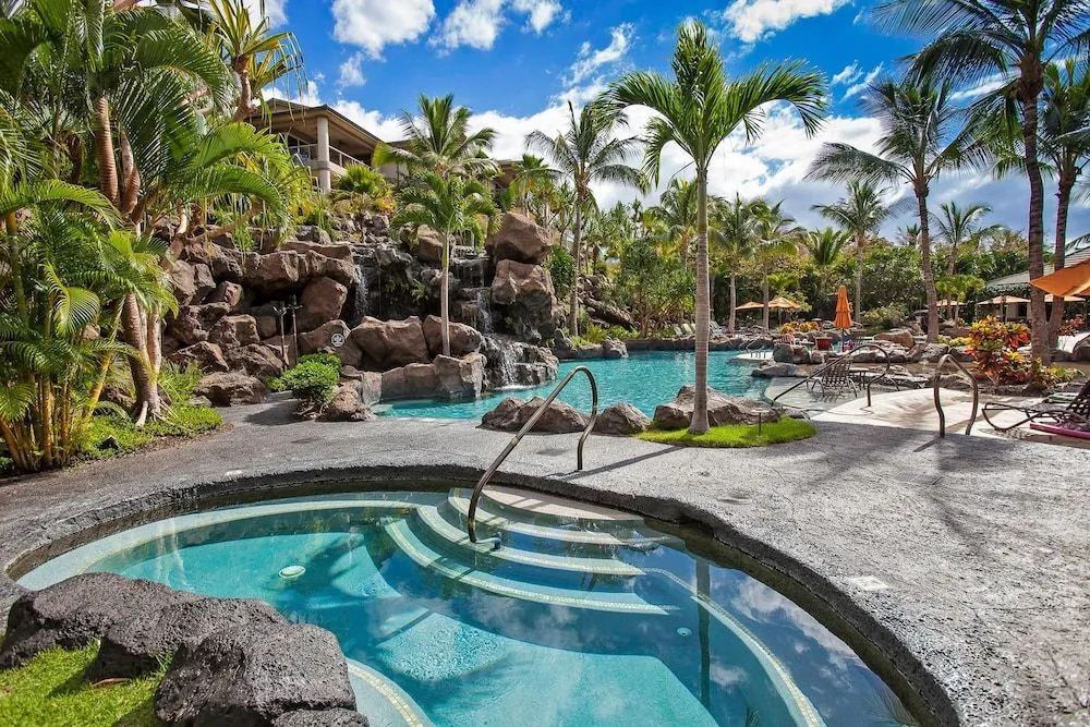 Ho'olei Ocean View Rooms by Coldwell Banker Island Vacations
