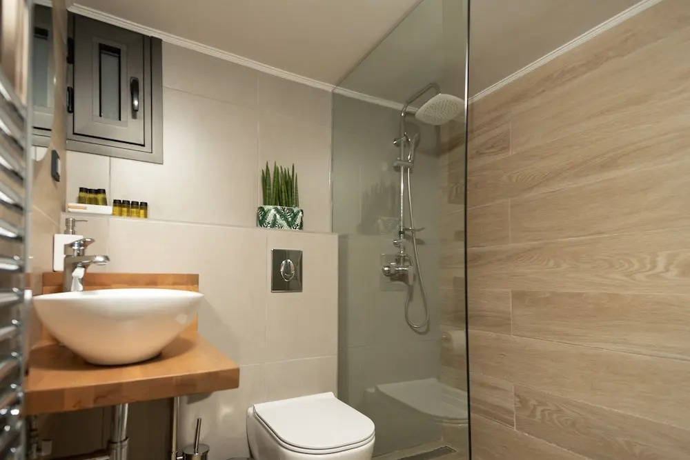 Cattleya Luxury Apartment