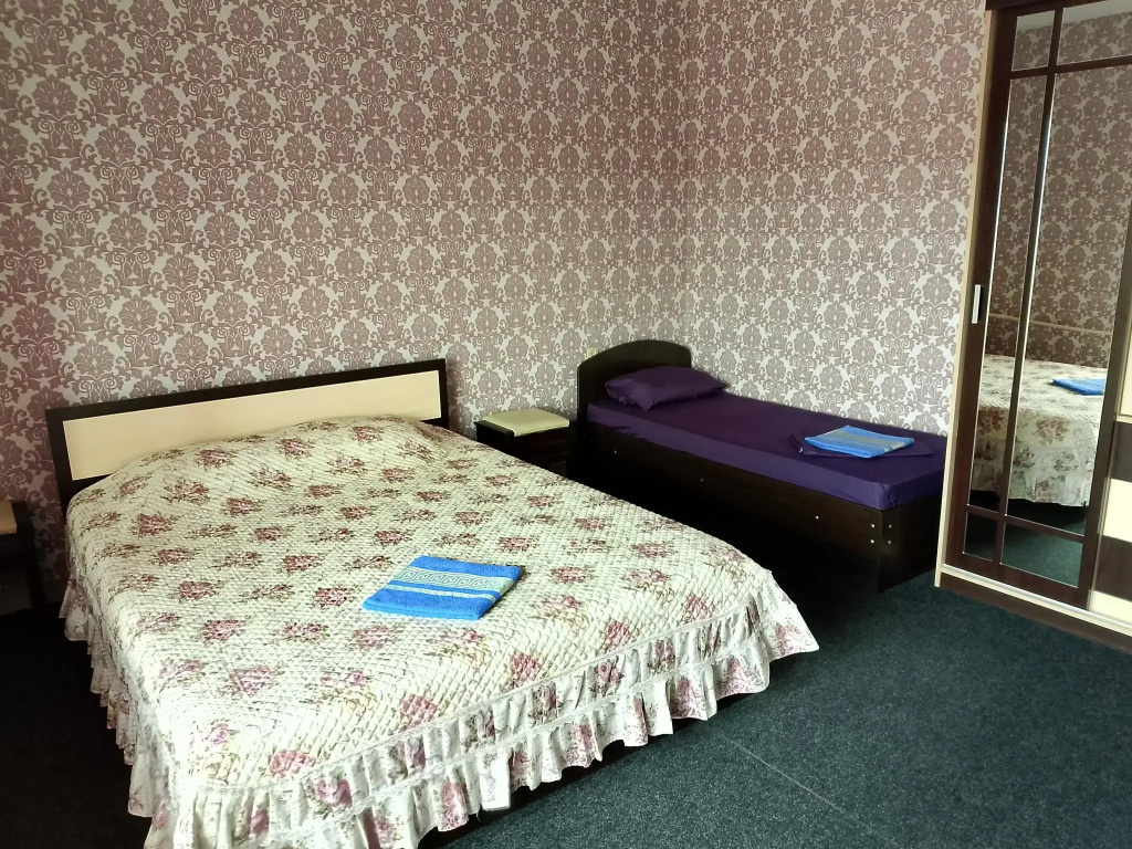 Kuba Guest House	