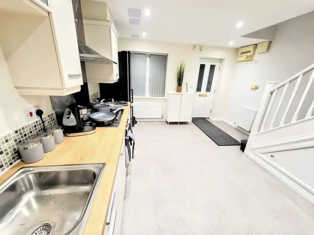 Comfortable Stay - Myrtle Cres