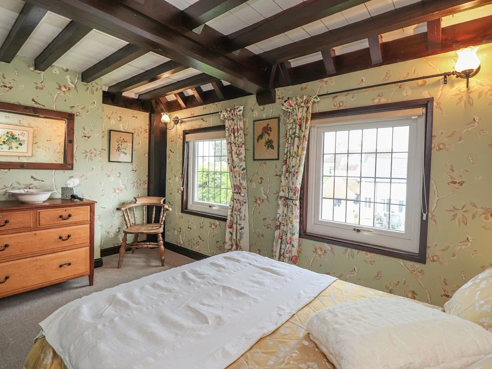 Rover Cottage