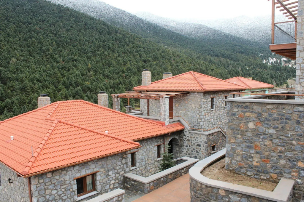 Nefeles Mainalon Luxury Residences & Lounge