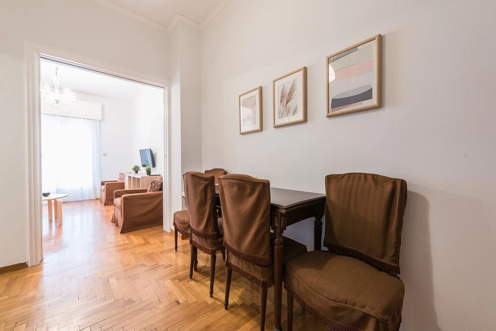 Elegant Koukaki Apartment  by Cloudkeys