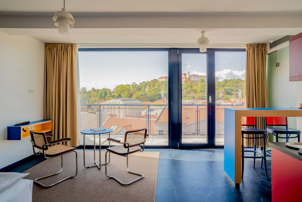 Hotel Avion - NKP - WORLD MONUMENT
