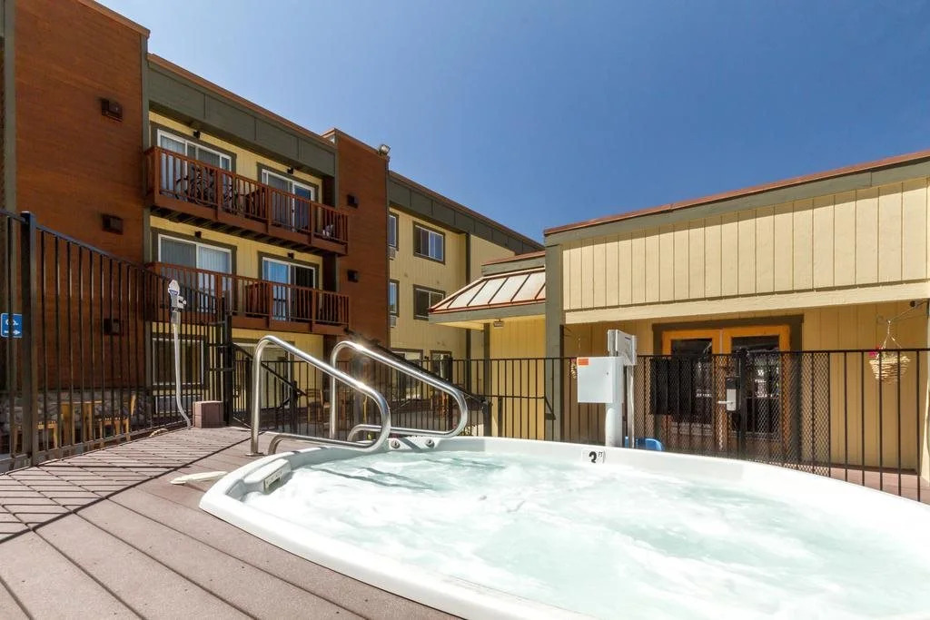 Red Wolf Lodge at Olympic Valley