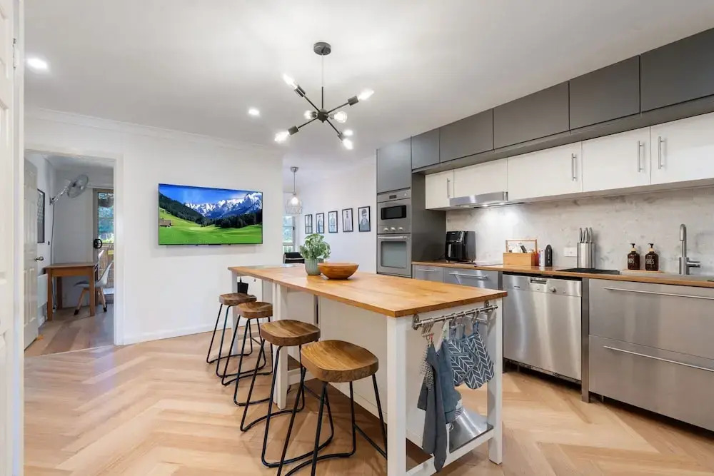 3-bed Apartment in Holiday Style Resort With Pool