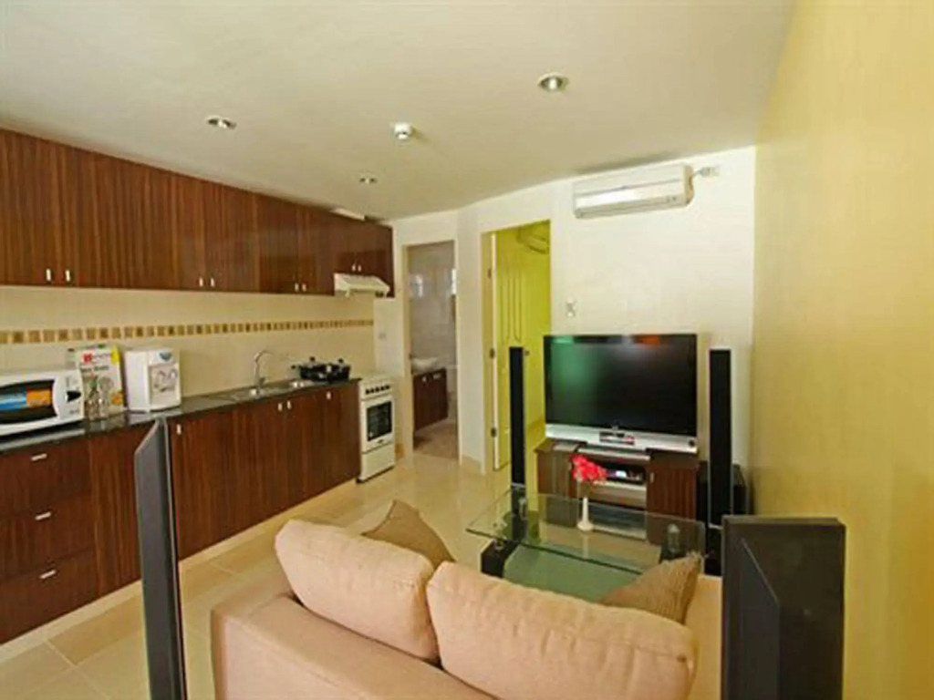 Roxon Apartments
