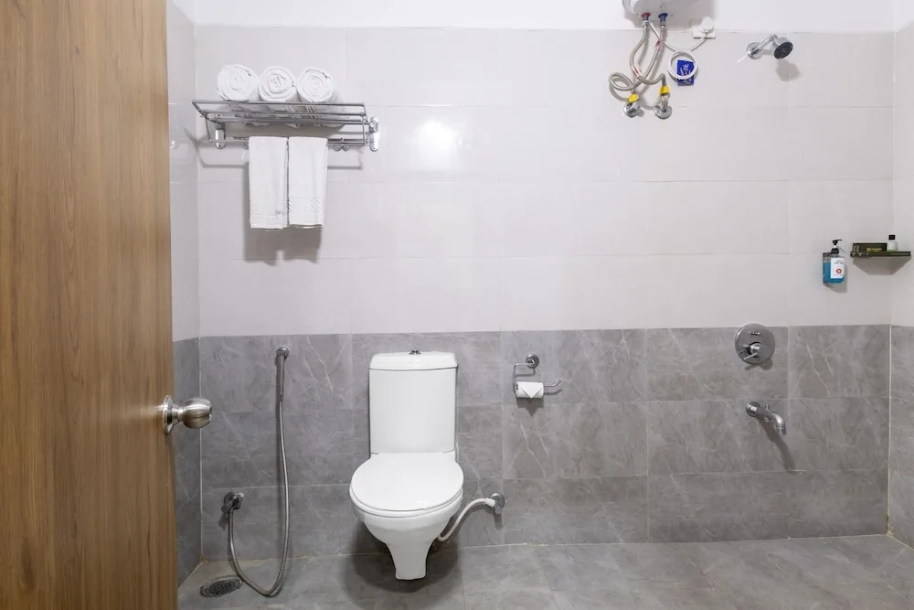 Lemonridge Hotels Kukatpally