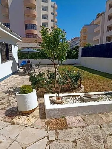 Hostel Vilarade