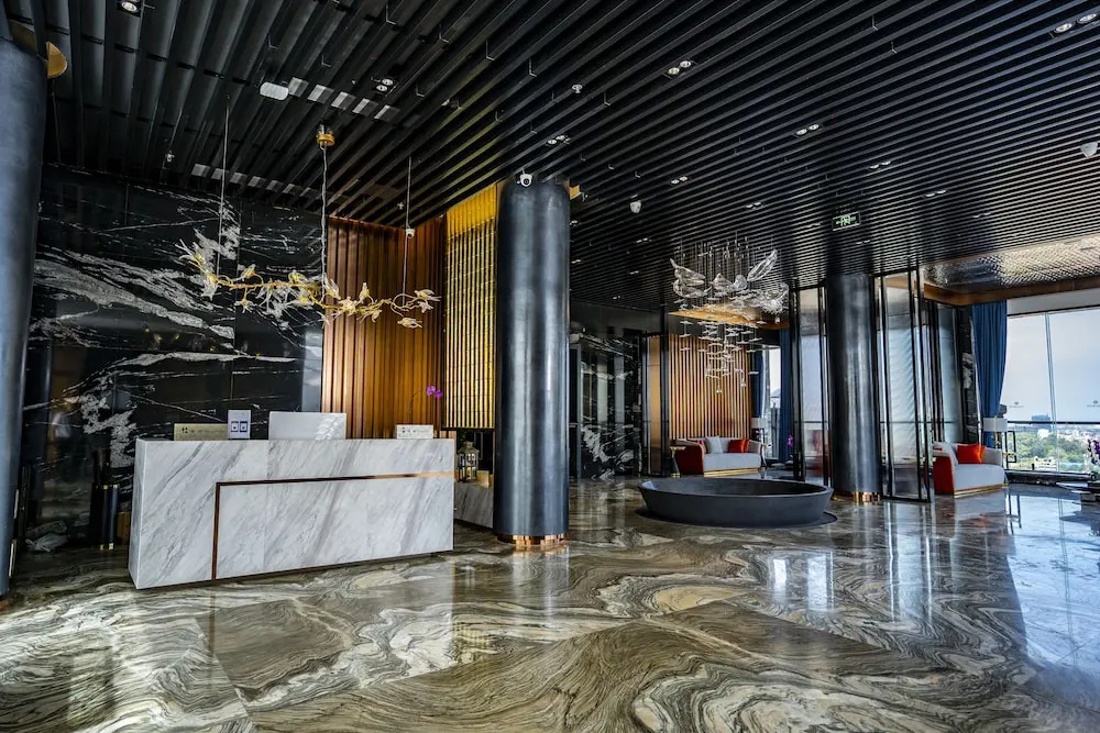 OCEAN HOTEL